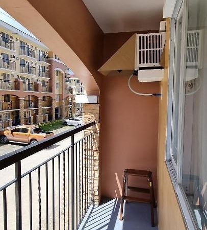 Mikaela'S Crib- 1 Bedroom Flat @ Arezzo Place Condominium Davao Exterior foto