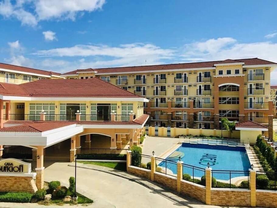 Mikaela'S Crib- 1 Bedroom Flat @ Arezzo Place Condominium Davao Exterior foto